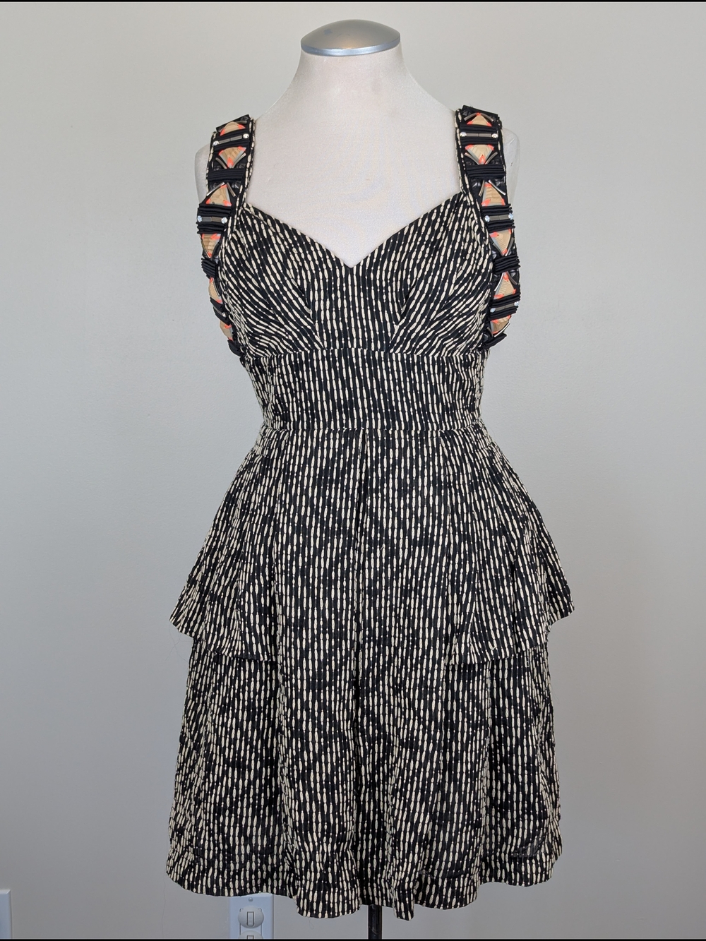 Matthew Williamson Patterned Sleeveless Tiered Dress With Wooden Embellishments